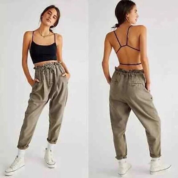 NWT women’s FREE PEOPLE BOHO moss green Margate Pleated Trouser SIZE large - Picture 1 of 8